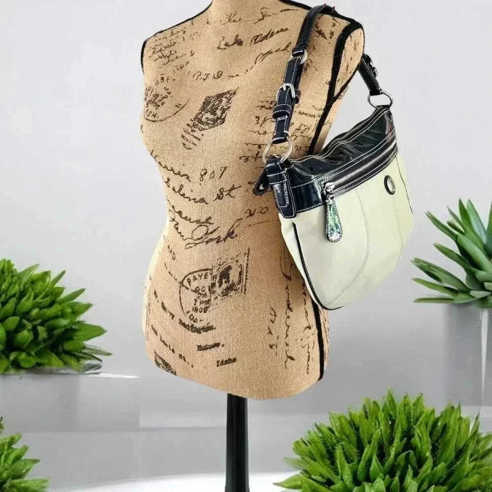 COACH Laura Hobo Bag Navy/cream - Picture 2 of 16